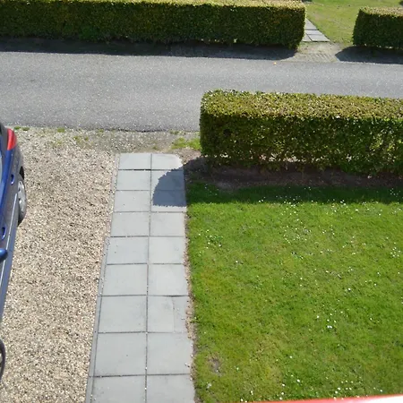Holiday home Modern En Gezellig Voor 6 Personen Met Laadpaal Ewijk