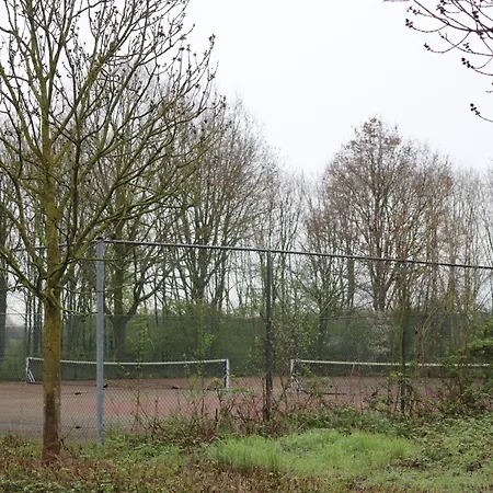 Holiday home Modern En Gezellig Voor 6 Personen Met Laadpaal Ewijk