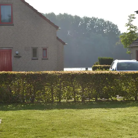 Modern En Gezellig Voor 6 Personen Met Laadpaal