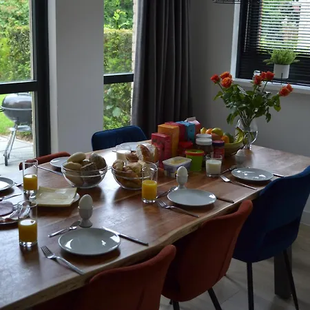 Modern En Gezellig Voor 6 Personen Met Laadpaal Ewijk