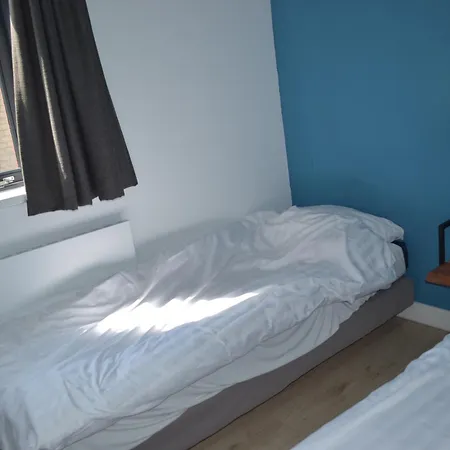 Modern En Gezellig Voor 6 Personen Met Laadpaal